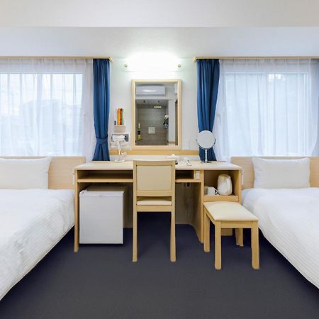 Toyoko Inn Kagoshima Chuo Eki Higashi Guchi Exteriör bild
